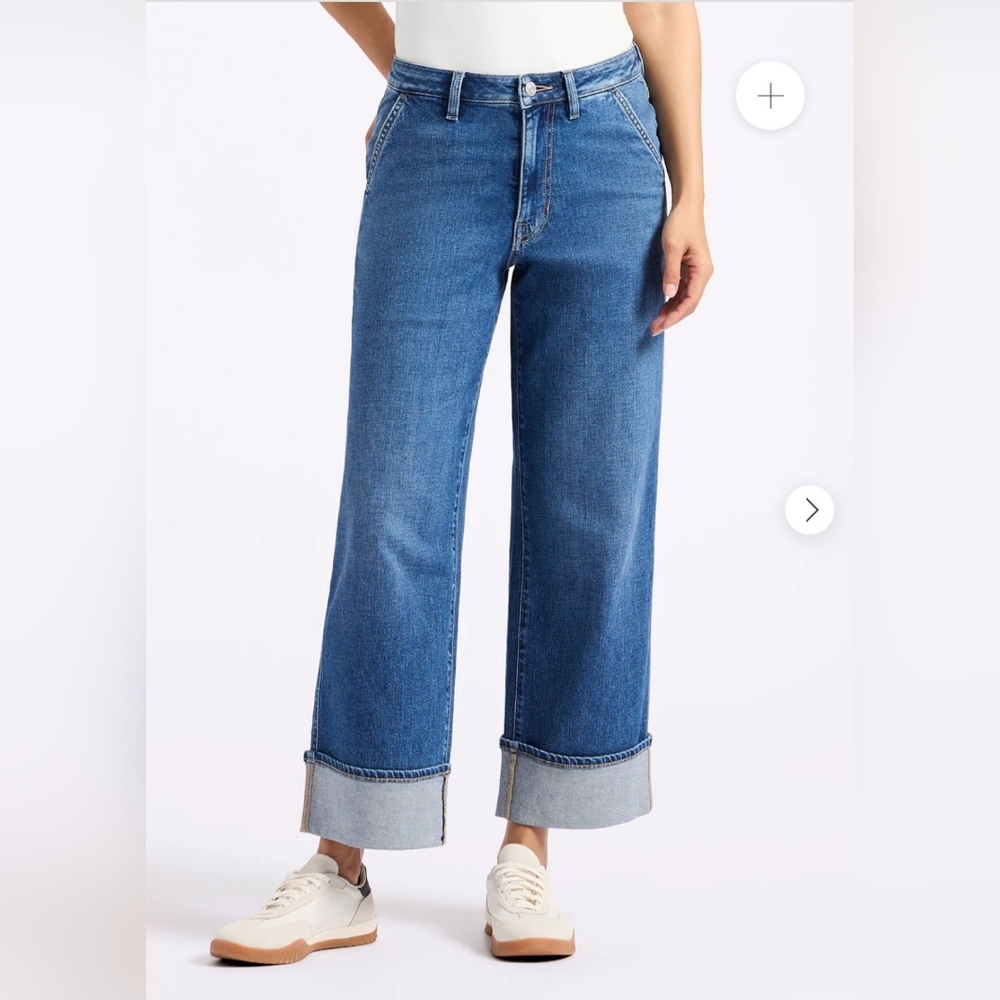 BUFFALO High Rise Wide Leg Cropped Addisson Cuffed Jeans. Size 29. NWT!